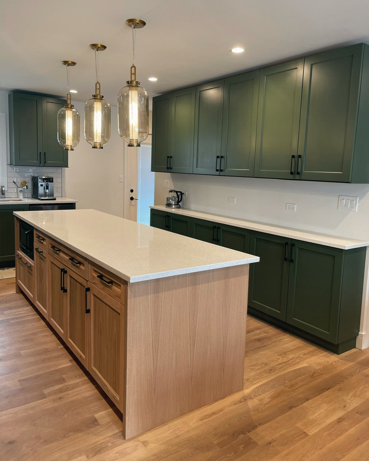 Kitchen remodeling and finish work by FM Flooring Company Inc.